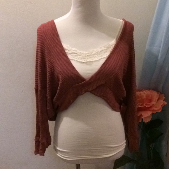 Sweet & snuggly open heart shrug EUC - Picture 3 of 7